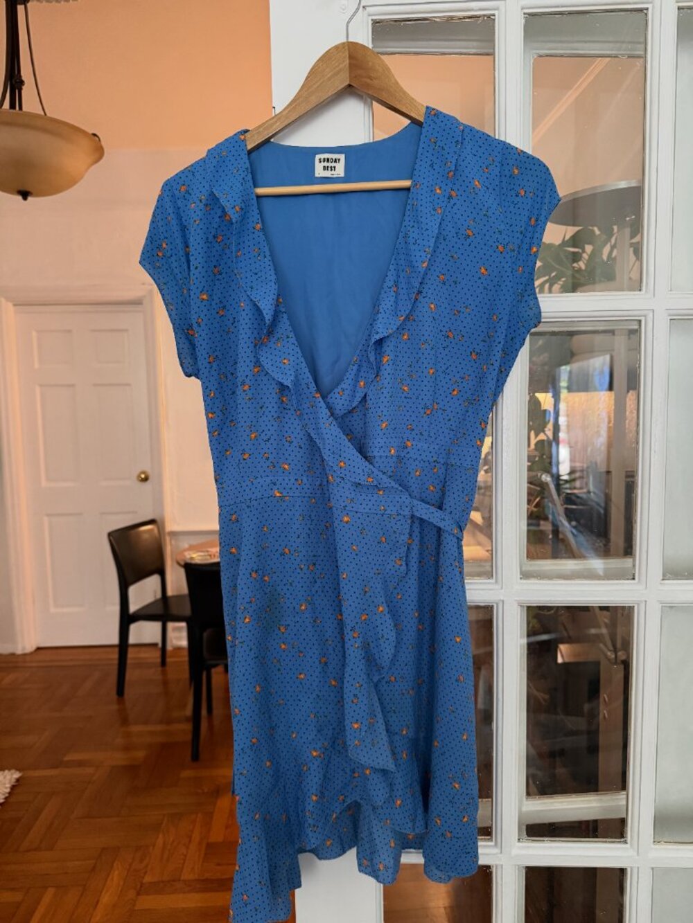 Aritzia / Sunday Best blue floral ruffle short sleeve wrap dress